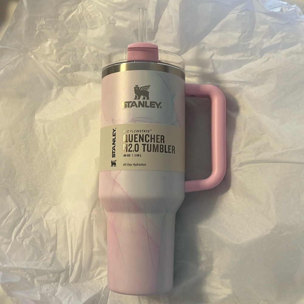 Stanley 40oz Quencher Watercolor in “Tulle” Pink